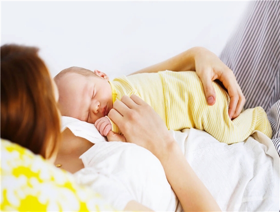 坐月子能吹空調嗎